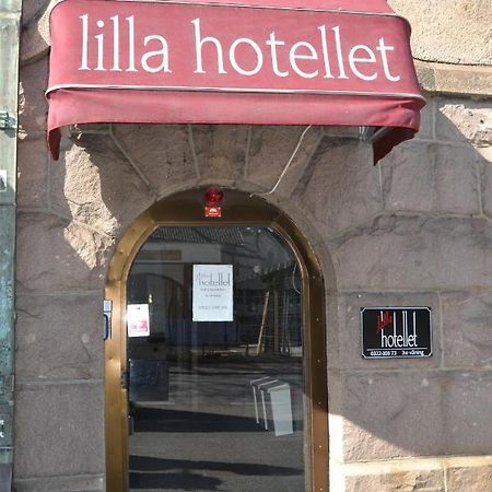 Lilla Hotellet Bed & Breakfast I Alingsas Exterior photo