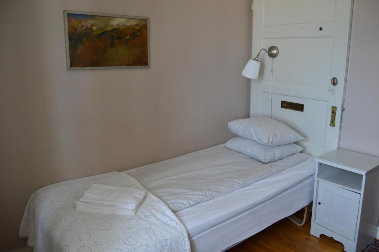 Lilla Hotellet Bed & Breakfast I Alingsas Exterior photo